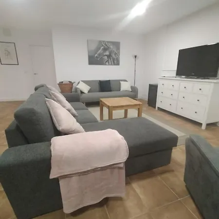 Сasa de vacaciones El Madrono De La Encantada *